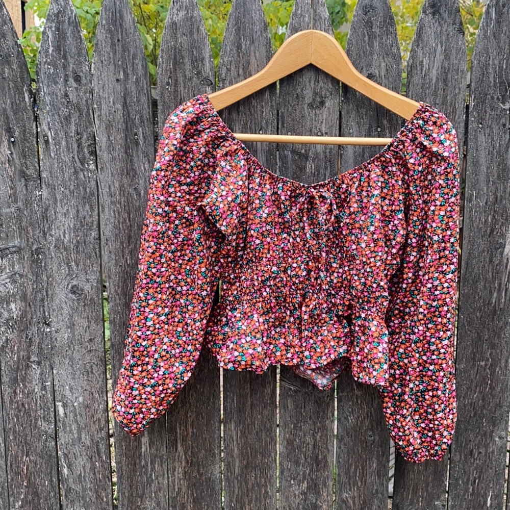Zara, Cropped Flower Top